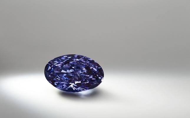 澳大利亚矿区开出罕见紫钻 价值是白钻50倍