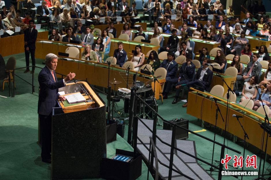 联合国国际学校毕业典礼在纽约举行